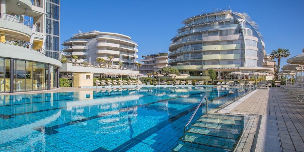 Hotel Le Palme - Premier Resort Milano Marittima Exterior photo