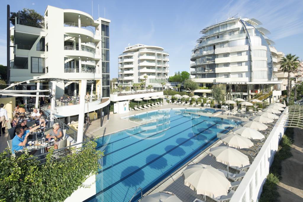 Hotel Le Palme - Premier Resort Milano Marittima Exterior photo