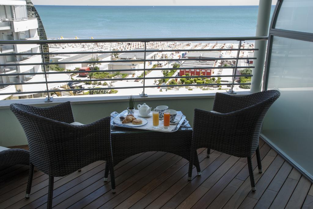 Hotel Le Palme - Premier Resort Milano Marittima Exterior photo
