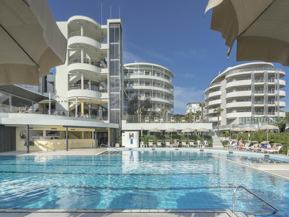 Hotel Le Palme - Premier Resort Milano Marittima Exterior photo